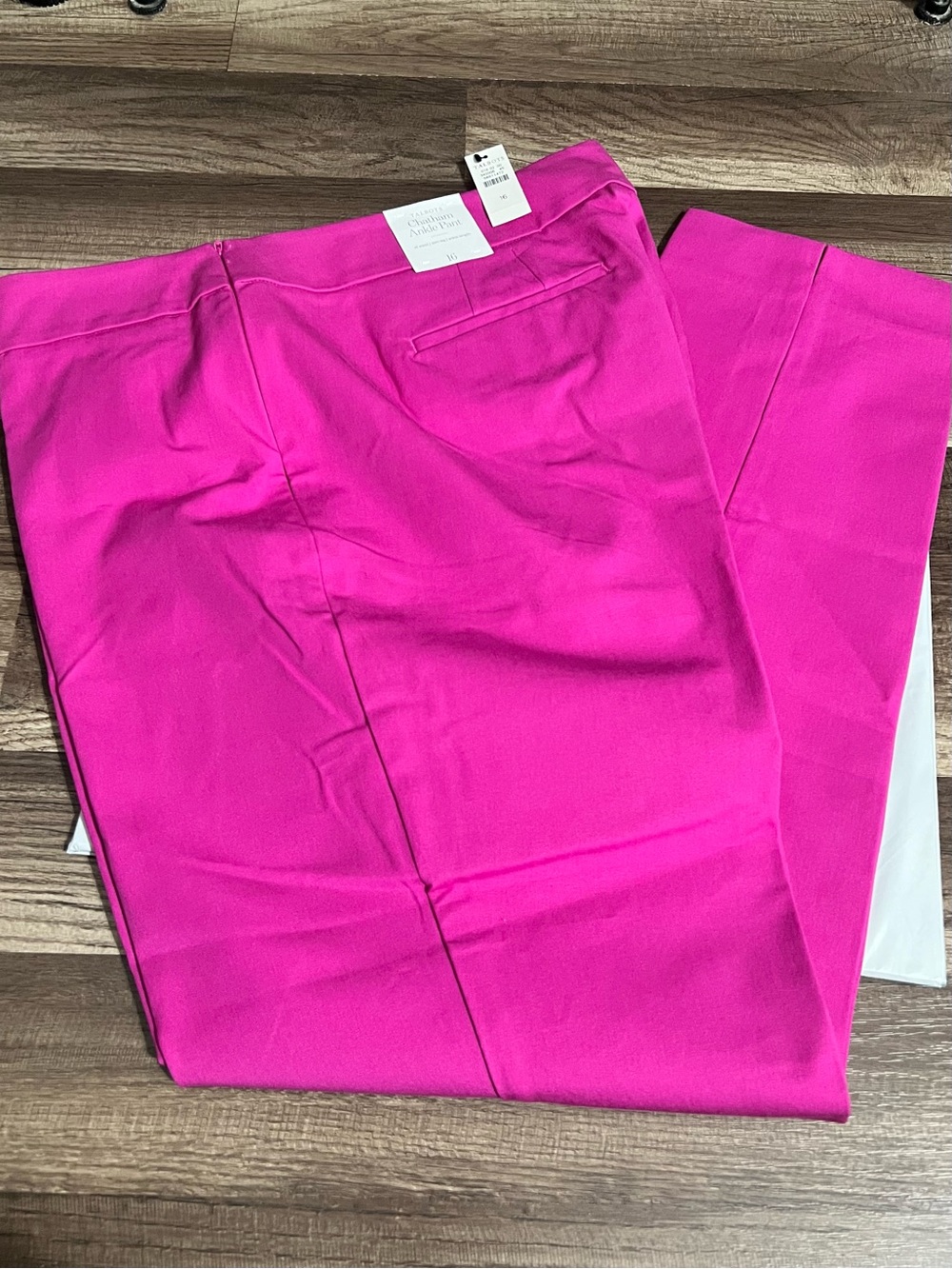 NWOT Talbots Chatham Women's Ankle Pants Size 16